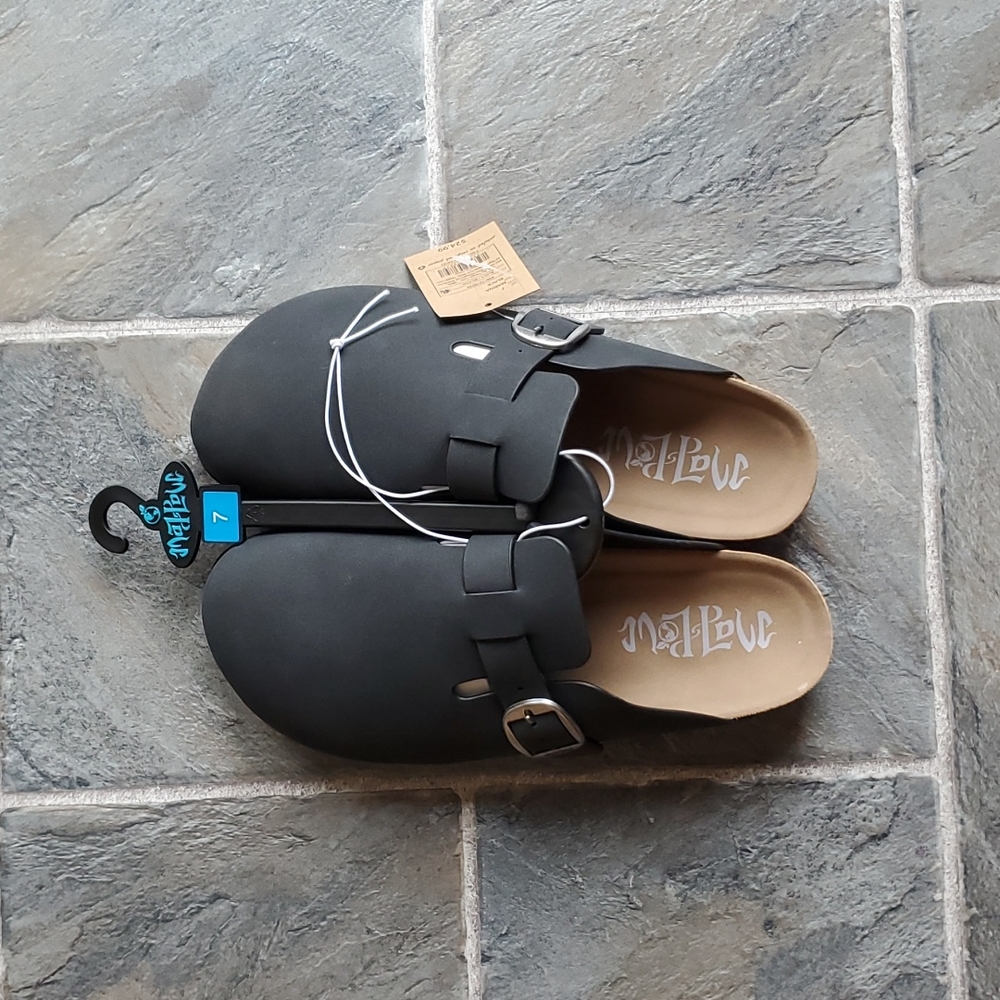 Mad Love Black sandals